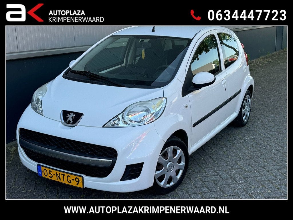 Peugeot 107 1.0-12V XS Automaat nieuwe apk carplay, Auto's, Euro 5, Gebruikt, 4 stoelen, Origineel Nederlands