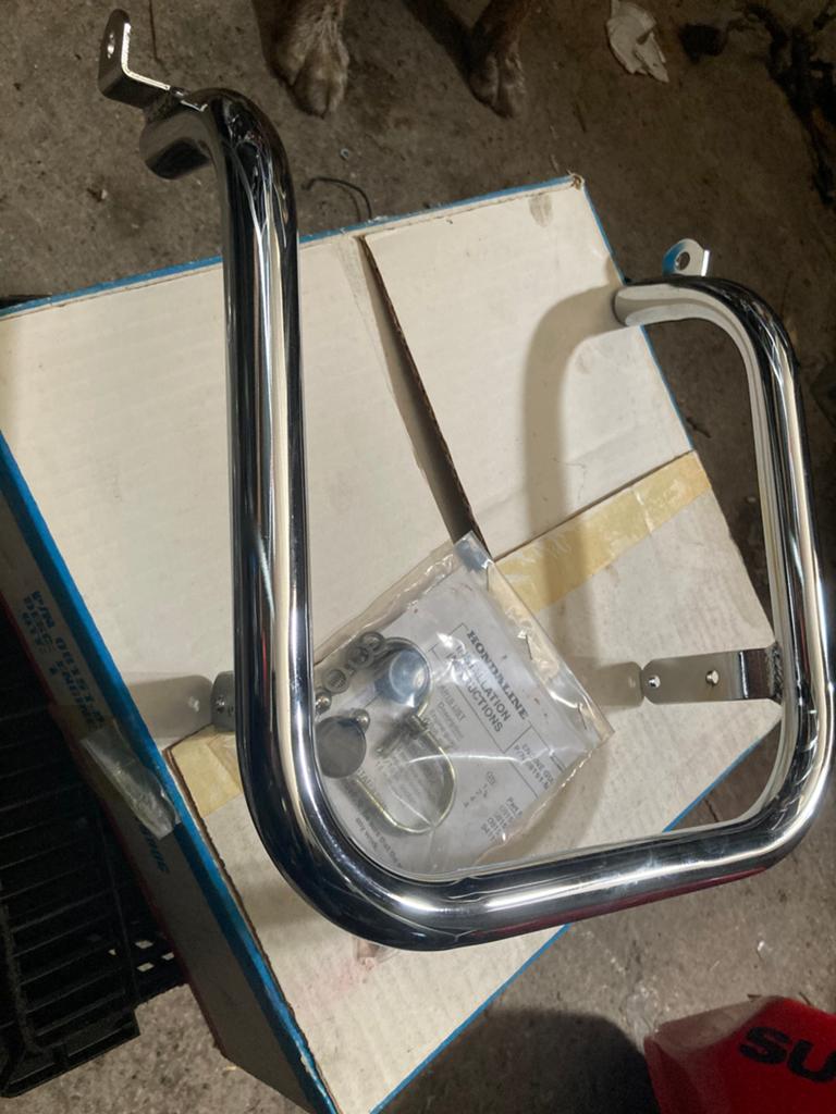 Honda VT600 Originele Carter Beugel / Engine Guard, Ophalen of Verzenden, Nieuw