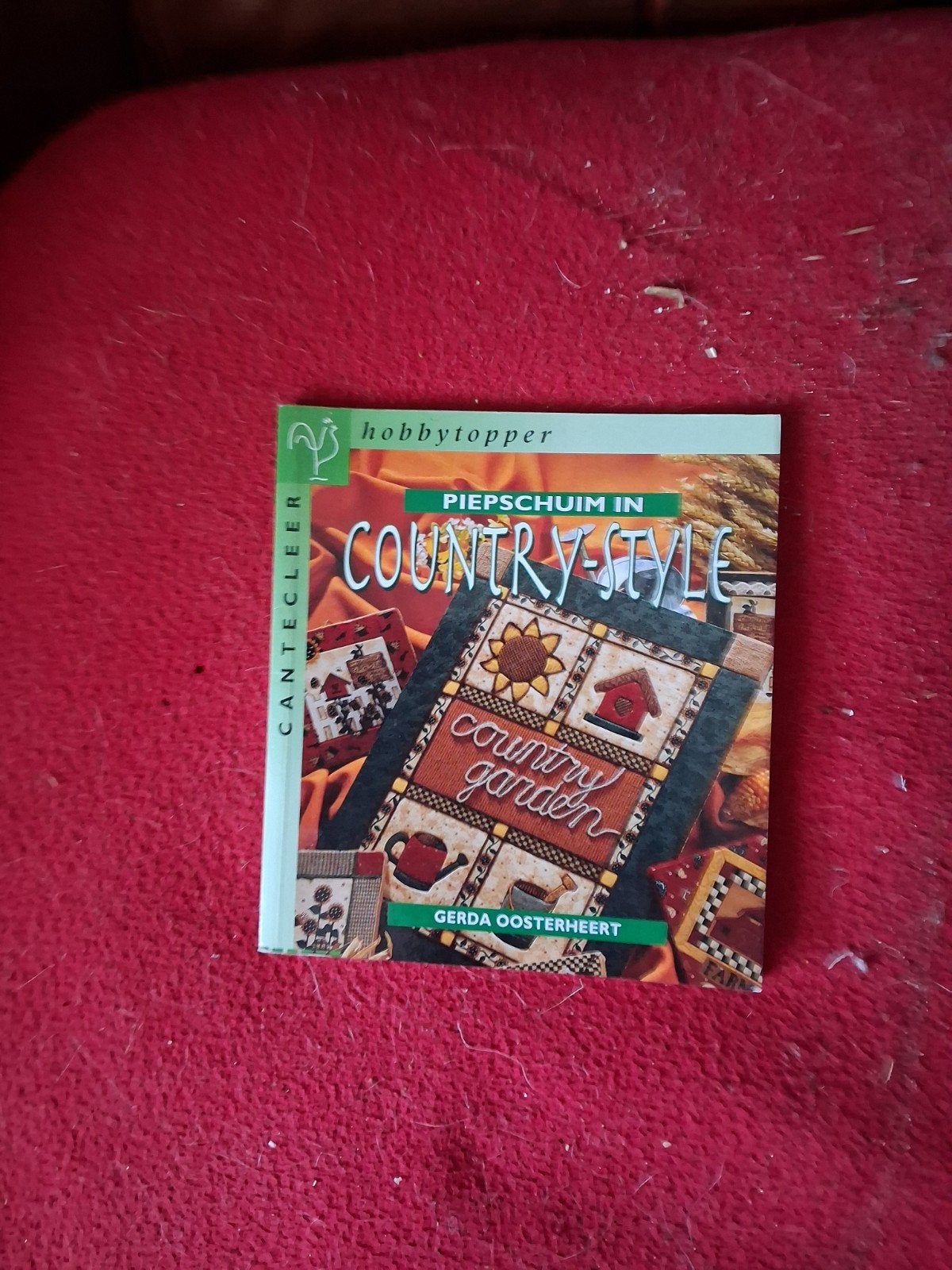Te koop boekje piepschuim in country-style, Ophalen of Verzenden, Zo goed als nieuw, Overige onderwerpen