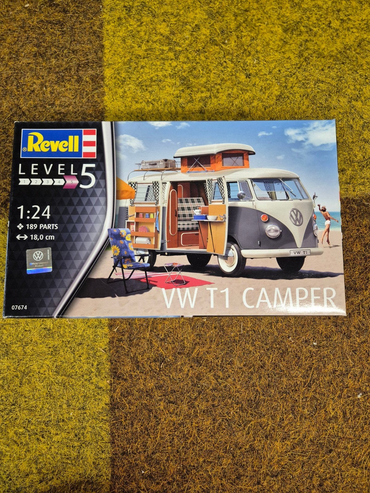 Revell 07674 Volkswagen T1 Camper, Auto, Revell, Groter dan 1:32, Nieuw