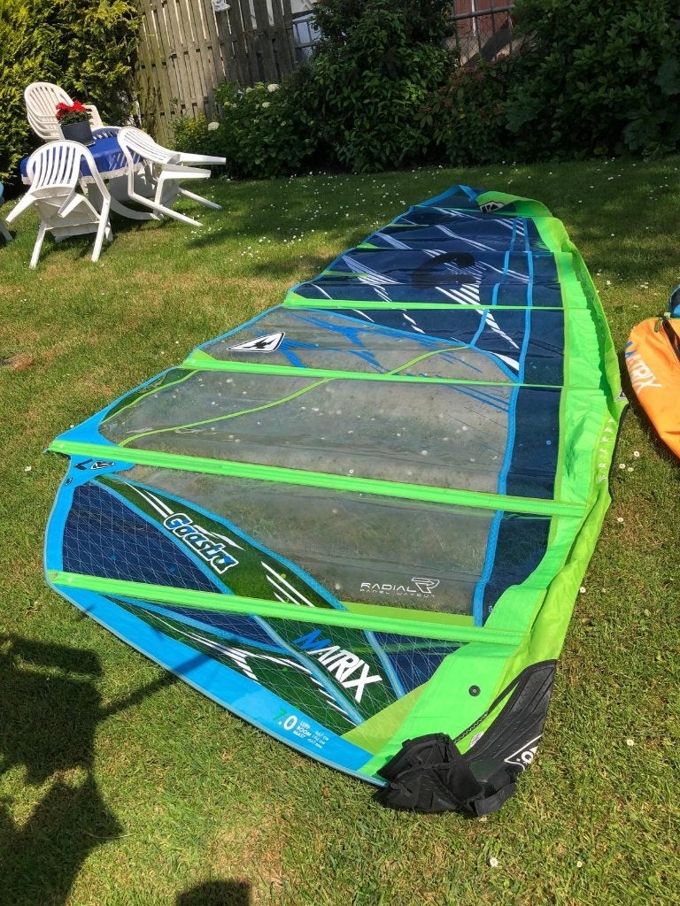 matrix surf zeil met mast 7 meter, Watersport en Boten, Ophalen, Mistral, Gebruikt, 6.5 m² tot 8 m²