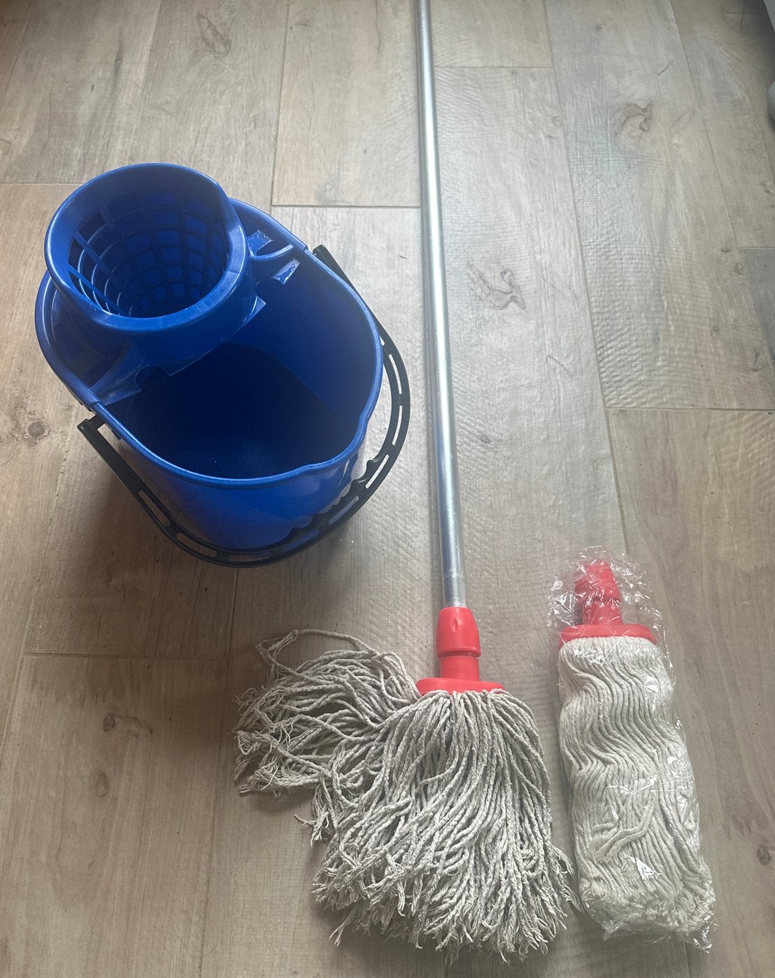 Spaanse mop set met emmer en extra mop, Ophalen, Mop of Dweil