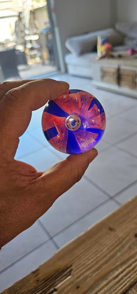 Handgemaakte glazen presse-papier blauw roze art glass, Ophalen of Verzenden