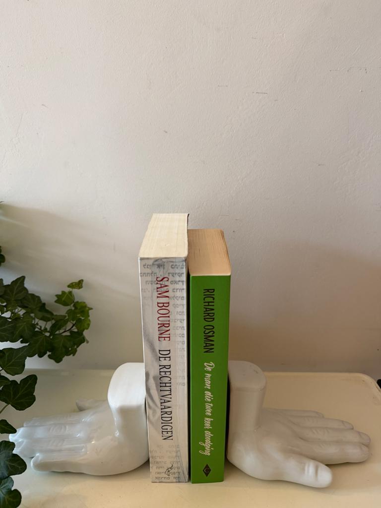 Jaren 70 twee keramieken boekensteunen in de vorm van handen, Antiek en Kunst, Antiek | Keramiek en Aardewerk, Ophalen of Verzenden