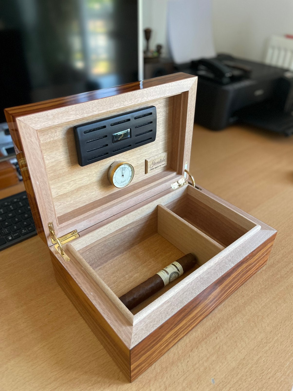 Gentili Humidor – Hand Made in Italy – Nieuwstaat – €275, Ophalen