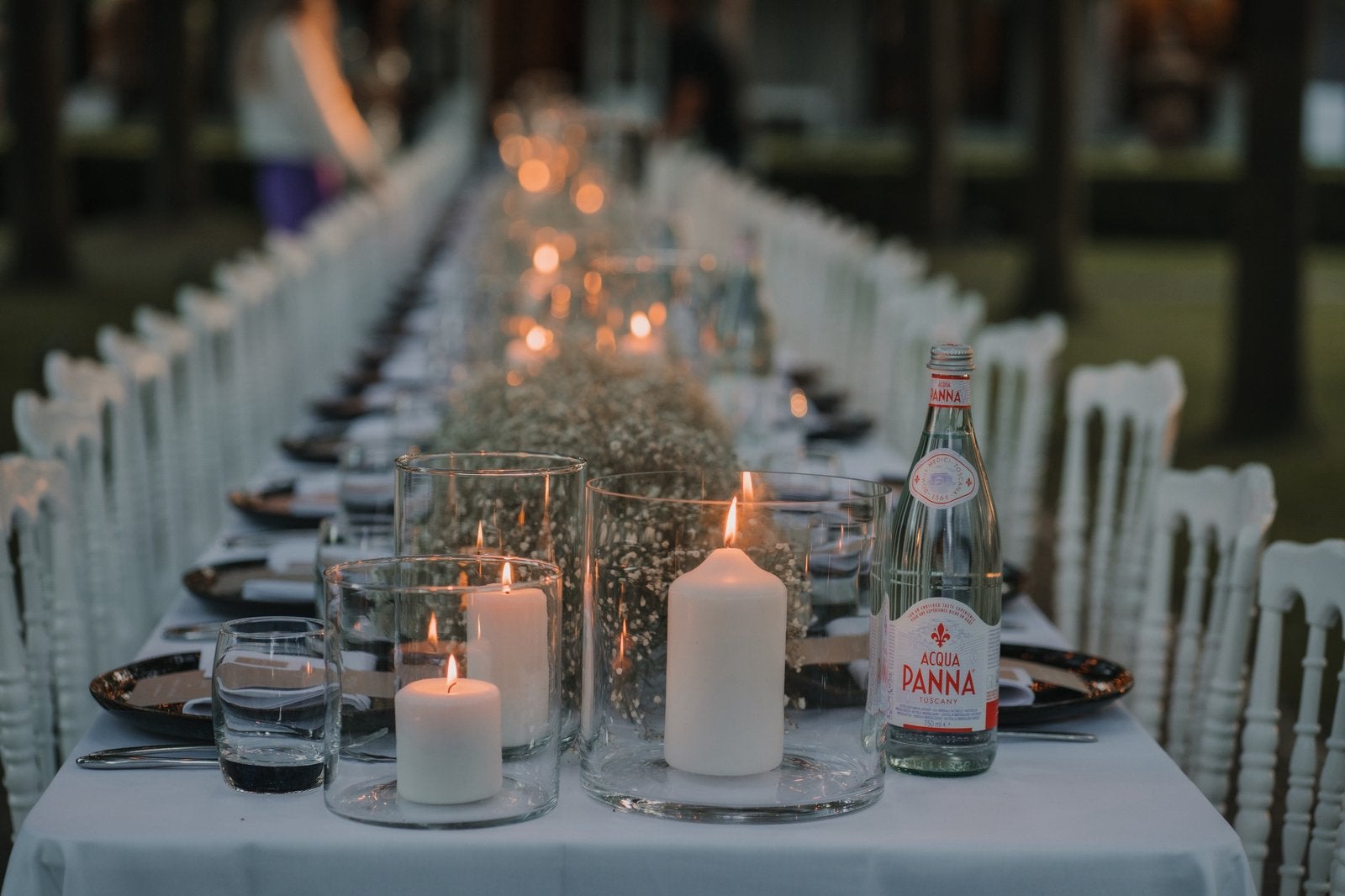 Te huur: 25 glazen vazen / windlichten – bruiloft decoratie, Ophalen, Zo goed als nieuw, Glas