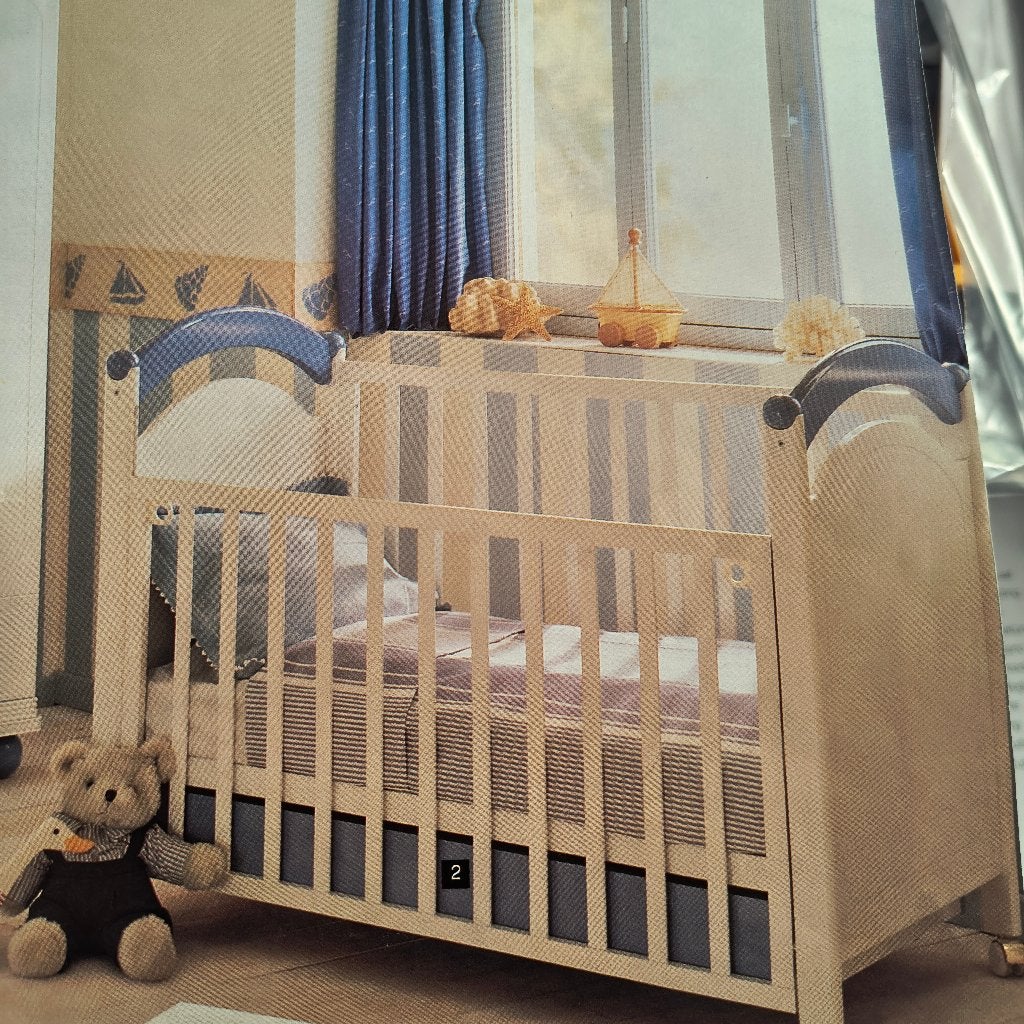 Exclusieve Babykamer: Ledikant, Commode en wandplank, Ophalen, Gebruikt, 50 tot 70 cm, 100 cm of meer