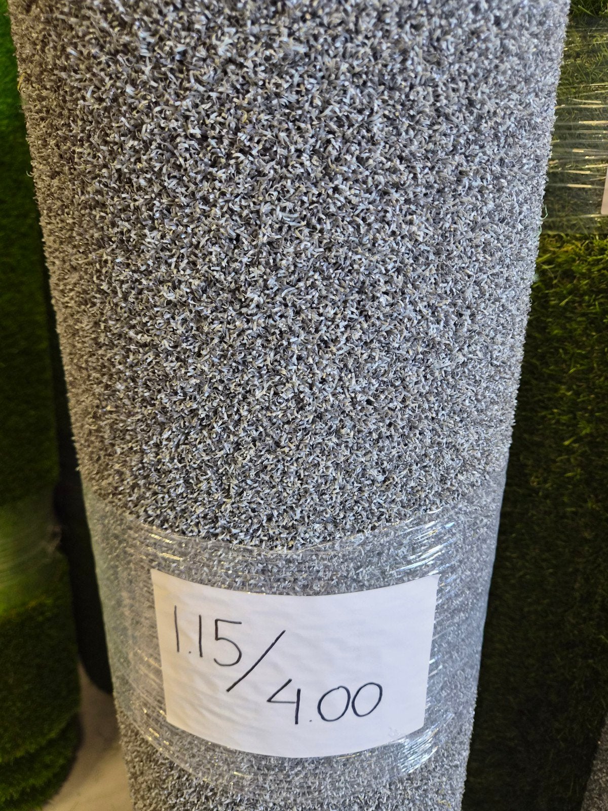 kunstgras restant grijs 1.15 x 4.00  1cm dik (4.6m2), Tuin en Terras, Gaas en Draad, Ophalen of Verzenden, Nieuw, 20 meter of meer
