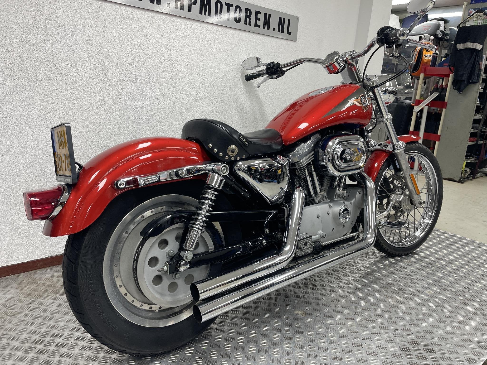 Harley Davidson XL 883 C CUSTOM 100 TH. ANNIVERSARY FLYING N, Motoren, Motoren | Harley-Davidson, Laan van Vredenoord 33
2289 DA  Rijswijk, NL
