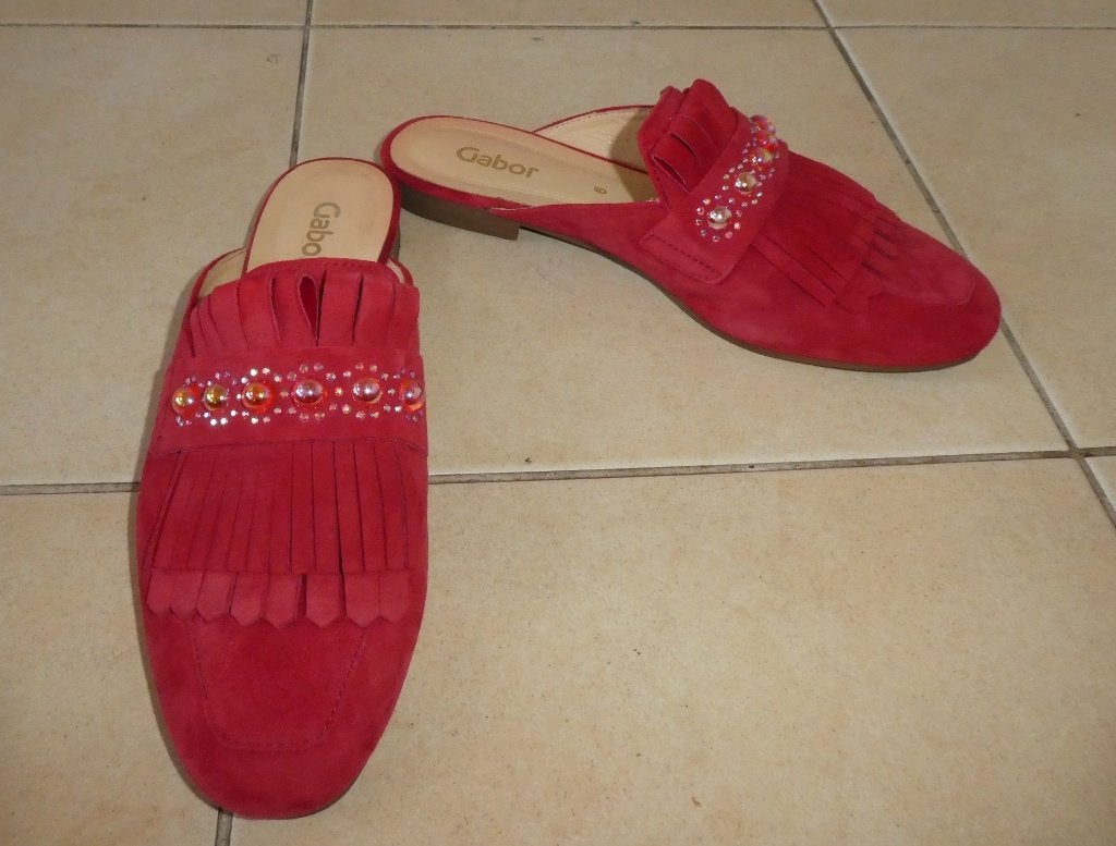 NIEUW MET DOOS Gabor maat 39 muilen rood kraaltjes franjes, Verzenden, Gabor, Nieuw, Sandalen of Muiltjes