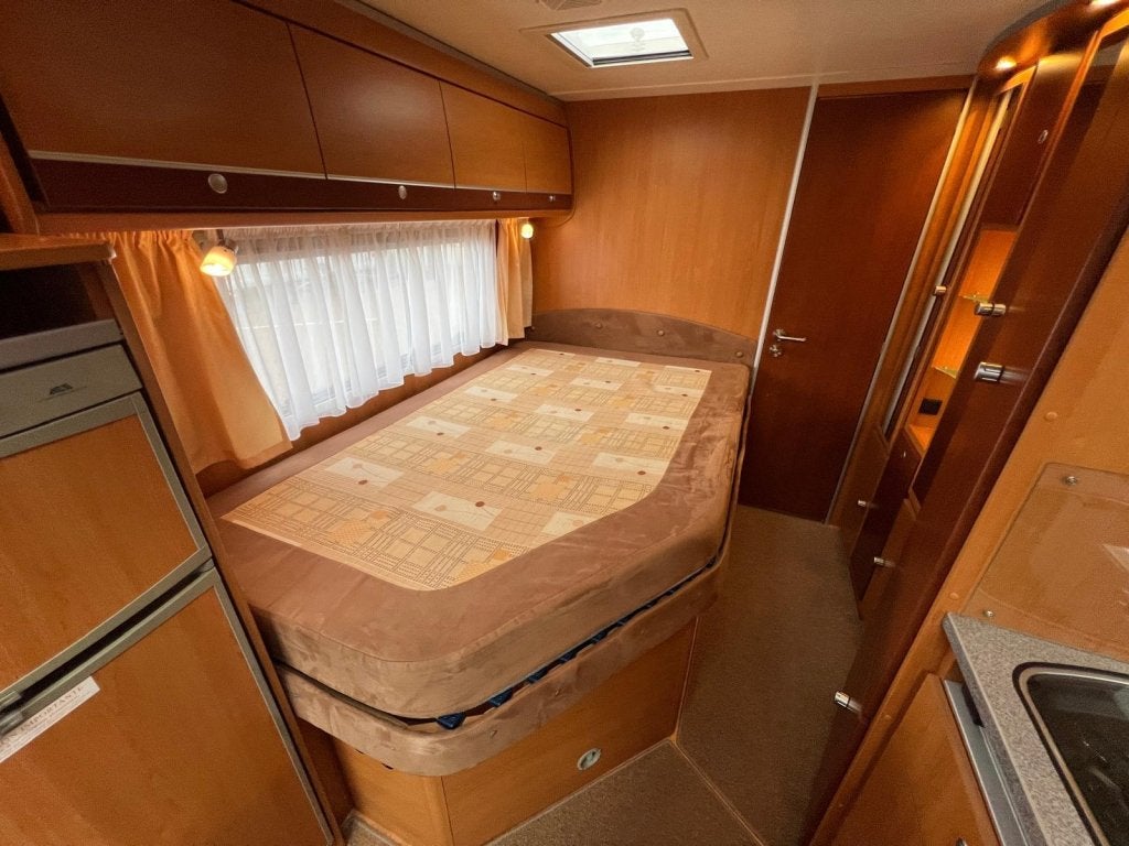 Dethleffs Globetrotter Esprit 7094 RT super net, vol opties, Caravans en Kamperen, Afzuigkap, Ringverwarming, 6 tot 7 meter, Bedrijf