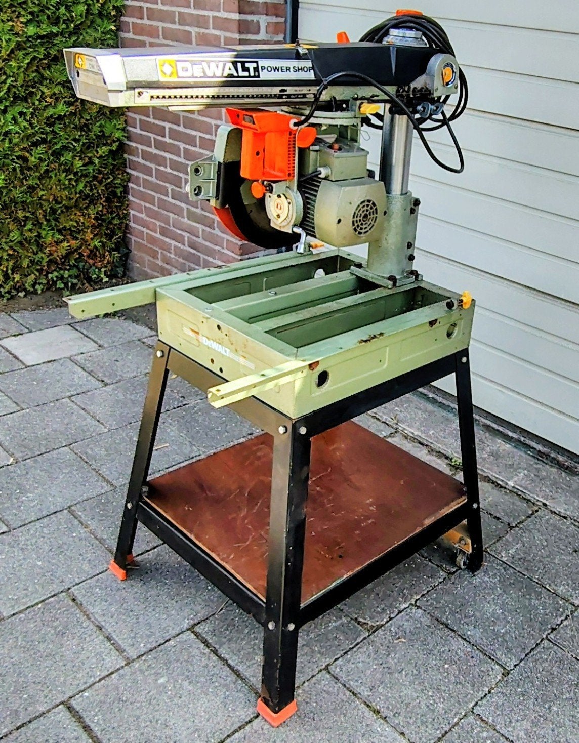 De Walt DW125 Radiaalzaag 230V, Ophalen, De Walt, 70 mm of meer, Afkortzaag