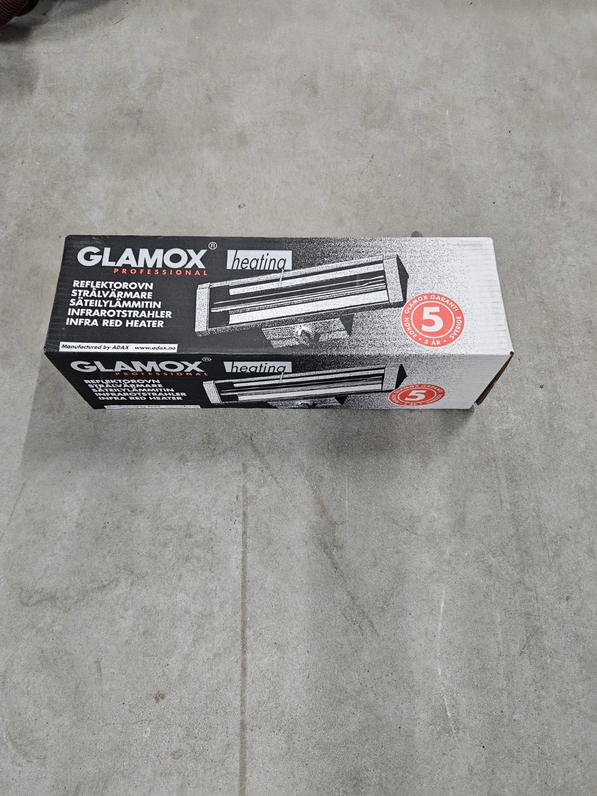 Glamox Infrarood Heater - Nieuw in doos, Minder dan 30 cm, Minder dan 60 cm, Ophalen of Verzenden, Kachel