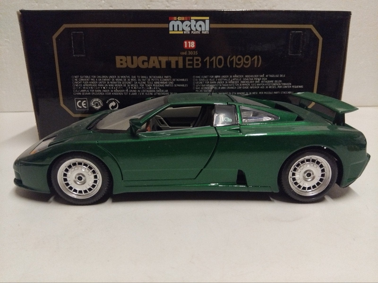 Bugatti EB110 metallic green 1991 Bburago metal 1:18 KRD, Ophalen of Verzenden, Zo goed als nieuw, Auto, Overige merken