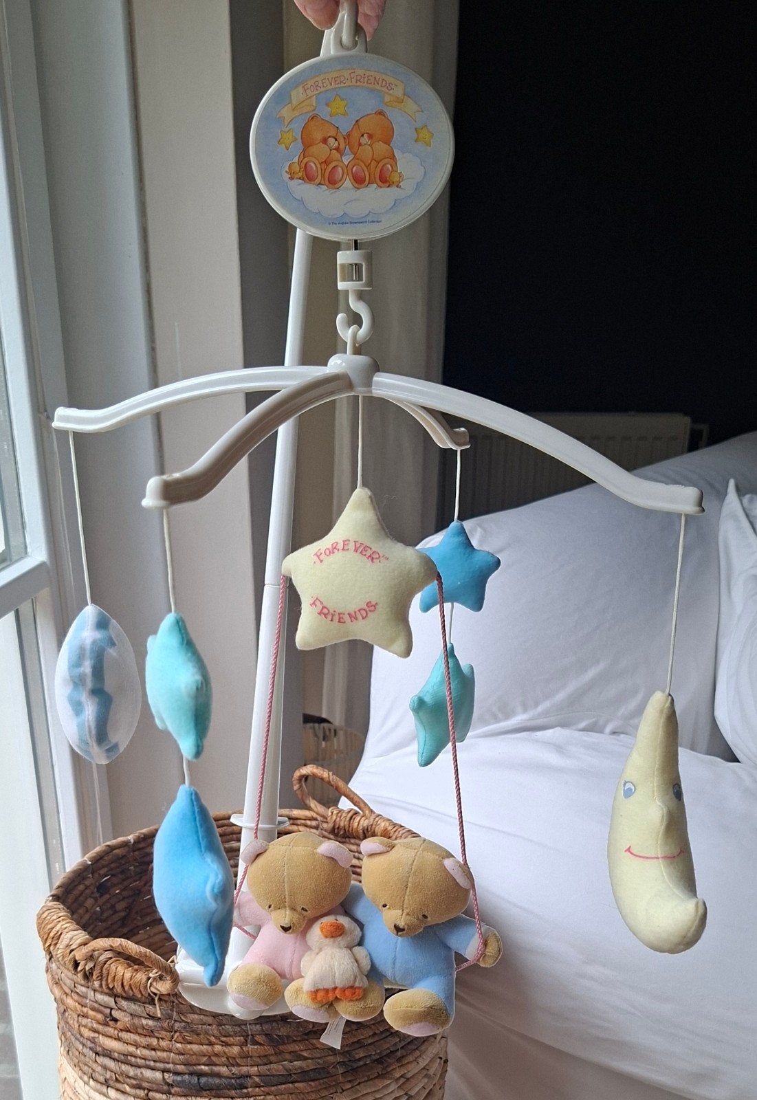 Forever Friends Muziekmobiel voor babybedje, Ophalen of Verzenden, Gebruikt, Mobiel, Met geluid