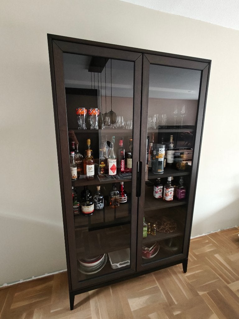 Vitrinekast Ikea Regissor, Huis en Inrichting, Kasten | Vitrinekasten, Ophalen, Met plank(en), Gebruikt, 100 tot 150 cm