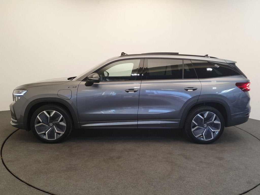 Skoda Kodiaq 1.5 TSI PHEV DSG/AUT 204pk Sportline Business W, Auto's, Skoda, 12 maanden, Zwart, 4 cilinders, Alcantara