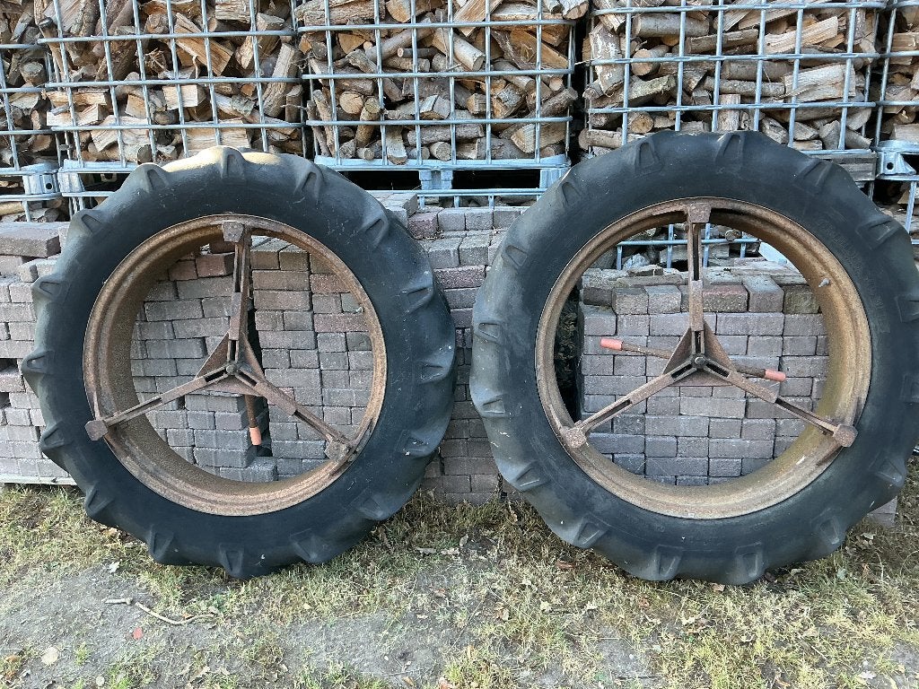 Trekkerbanden met velg, Zakelijke goederen, Agrarisch | Onderdelen | Banden, Velgen en Assen, Ophalen