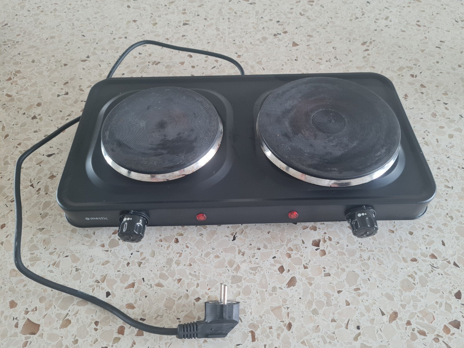Mestic MKT-200 Zwarte Dubbele Kookplaat 2500W, Ophalen of Verzenden, Vrijstaand, Elektrisch, 3 kookzones of minder