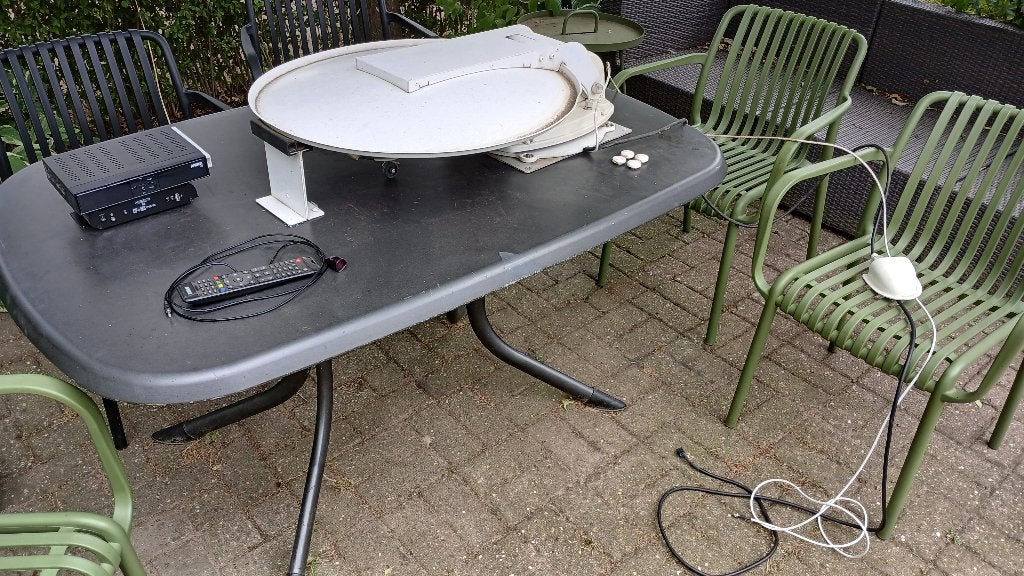 Camper satellietschotel set compleet, Ophalen, Gebruikt, (Schotel)antenne, Overige merken