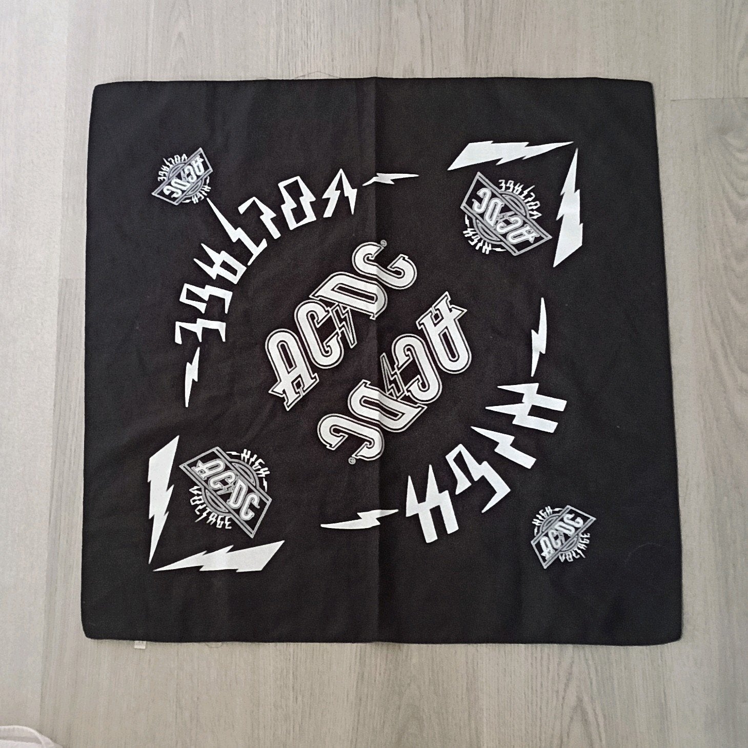 acdc bandana, Verzamelen, Ophalen of Verzenden