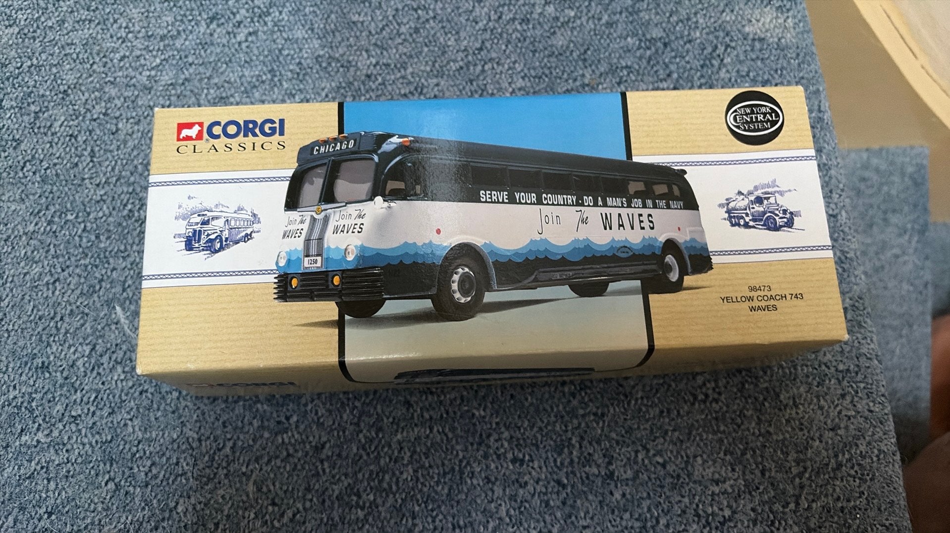 Corgi 1:50 98473 yellow coach. WAVES, Hobby en Vrije tijd, Modelauto's | 1:50, Ophalen of Verzenden, Zo goed als nieuw, Corgi