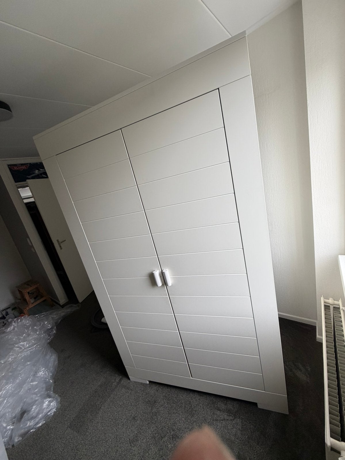 Mooie witte Bopita kast, Huis en Inrichting, Ophalen, 100 tot 150 cm, 200 cm of meer, Zo goed als nieuw