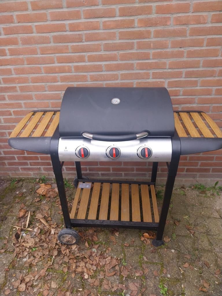 BBQ gasbarbecue met 3 branders en zijtafels, Ophalen