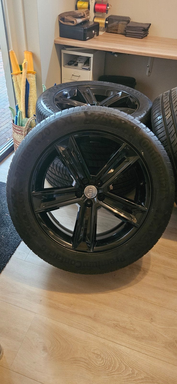 Originele 20 inch velgen met nieuwe banden voor Audi Q8/Q7, 275 mm, Banden en Velgen, Nieuw, Ophalen of Verzenden