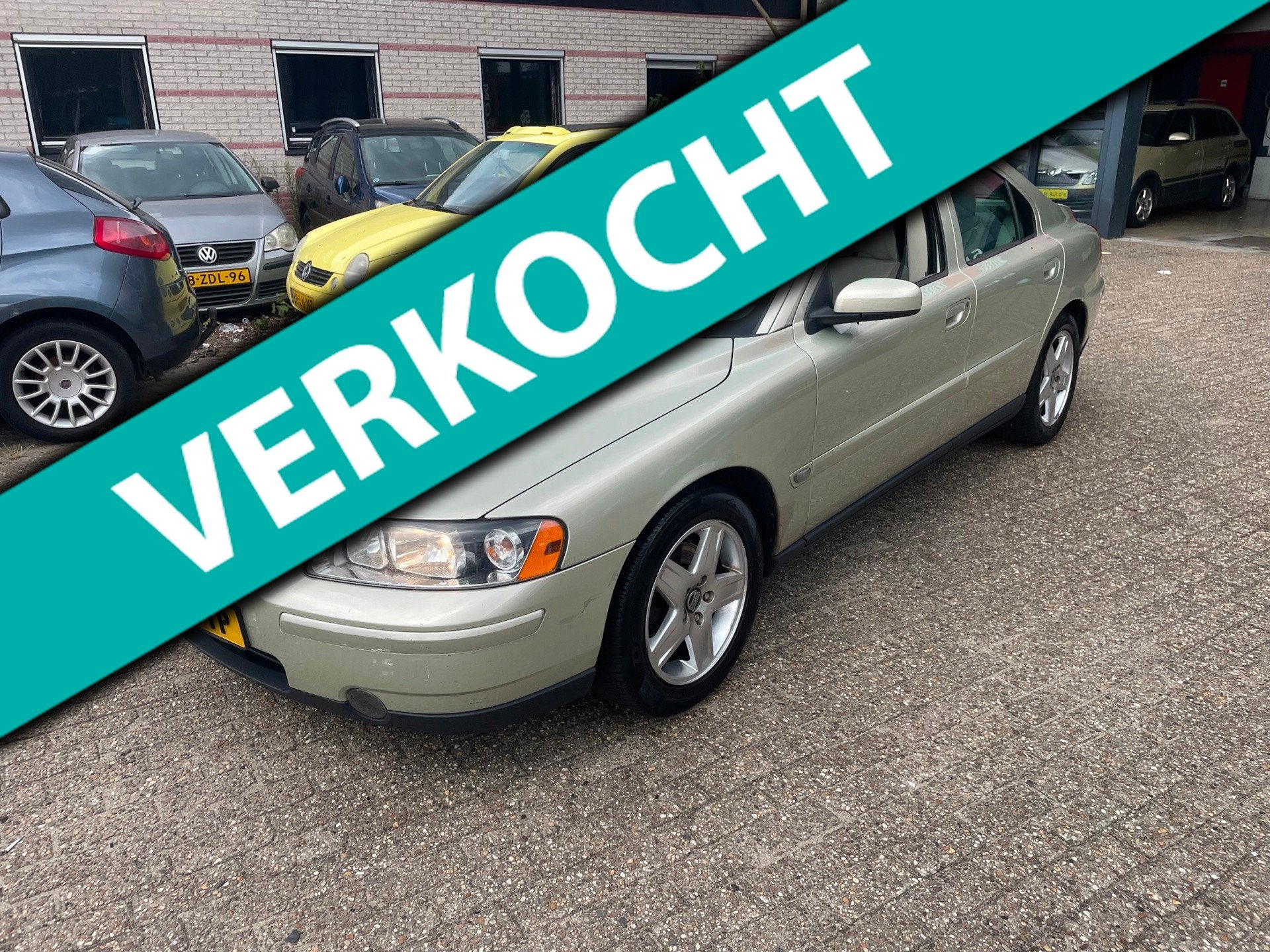 Volvo S60 2.4D Edition II 1 ste eigenaar weinig km, Gebruikt, Origineel Nederlands, Bedrijf, Diesel