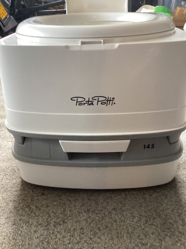 Kleine porta potti 145, Ophalen, Zo goed als nieuw