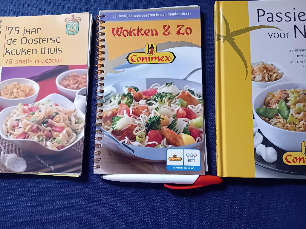 3 Conimex Boekjes, Ophalen of Verzenden, Zo goed als nieuw, Azië en Oosters