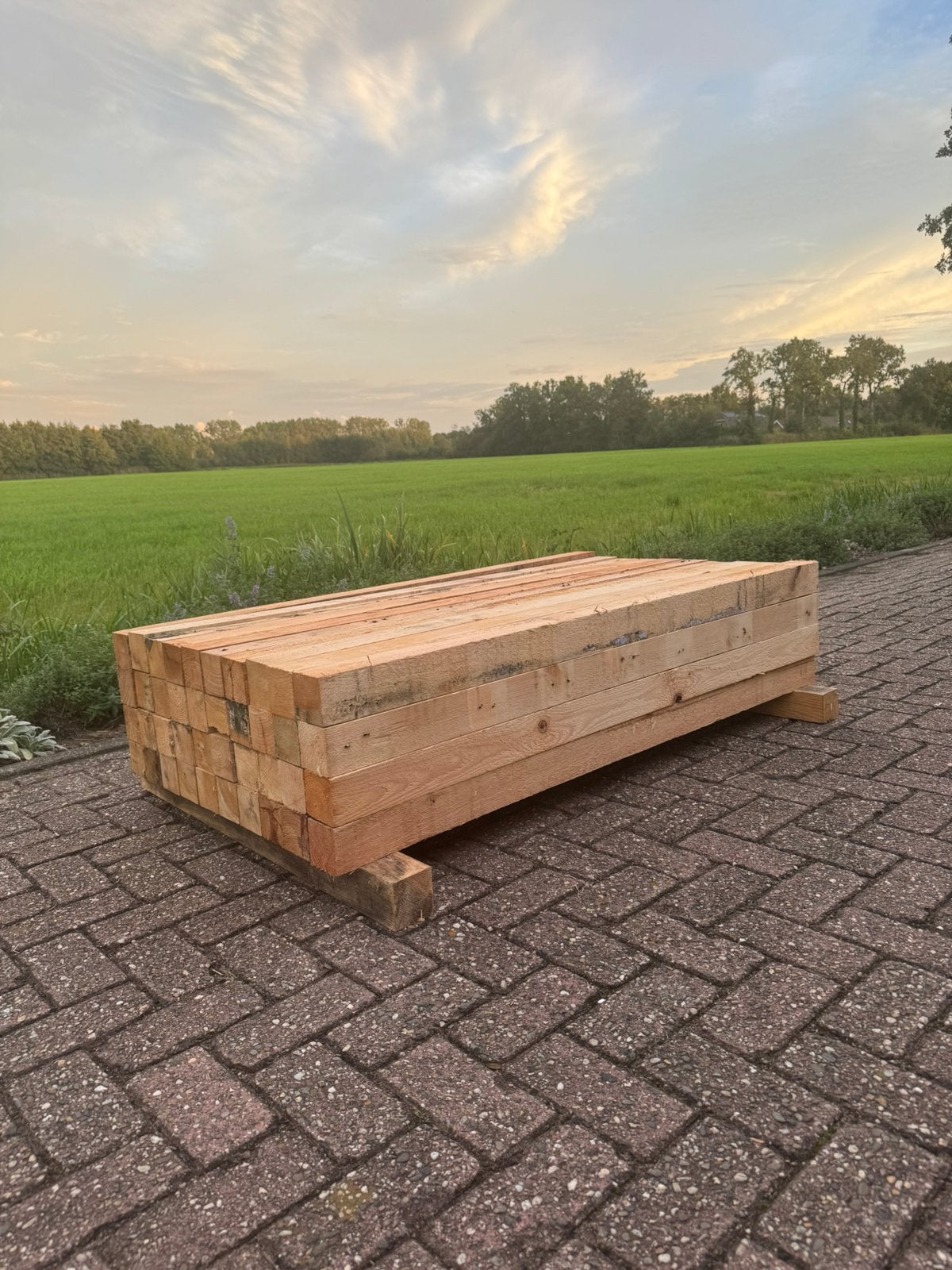 Houten balkjes 7,5x7,5x150 - 350 stuks, Tuin en Terras, Ophalen, Zo goed als nieuw