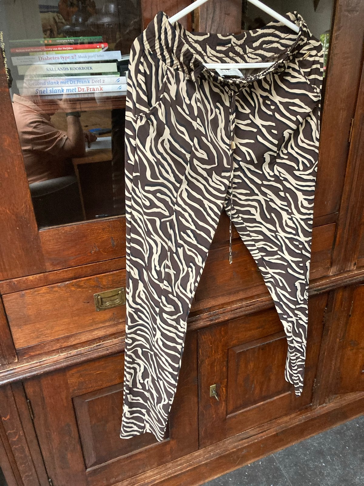 Aime Balance travel broek zebraprint maat L, Ophalen of Verzenden, Zo goed als nieuw, Maat 42/44 (L)