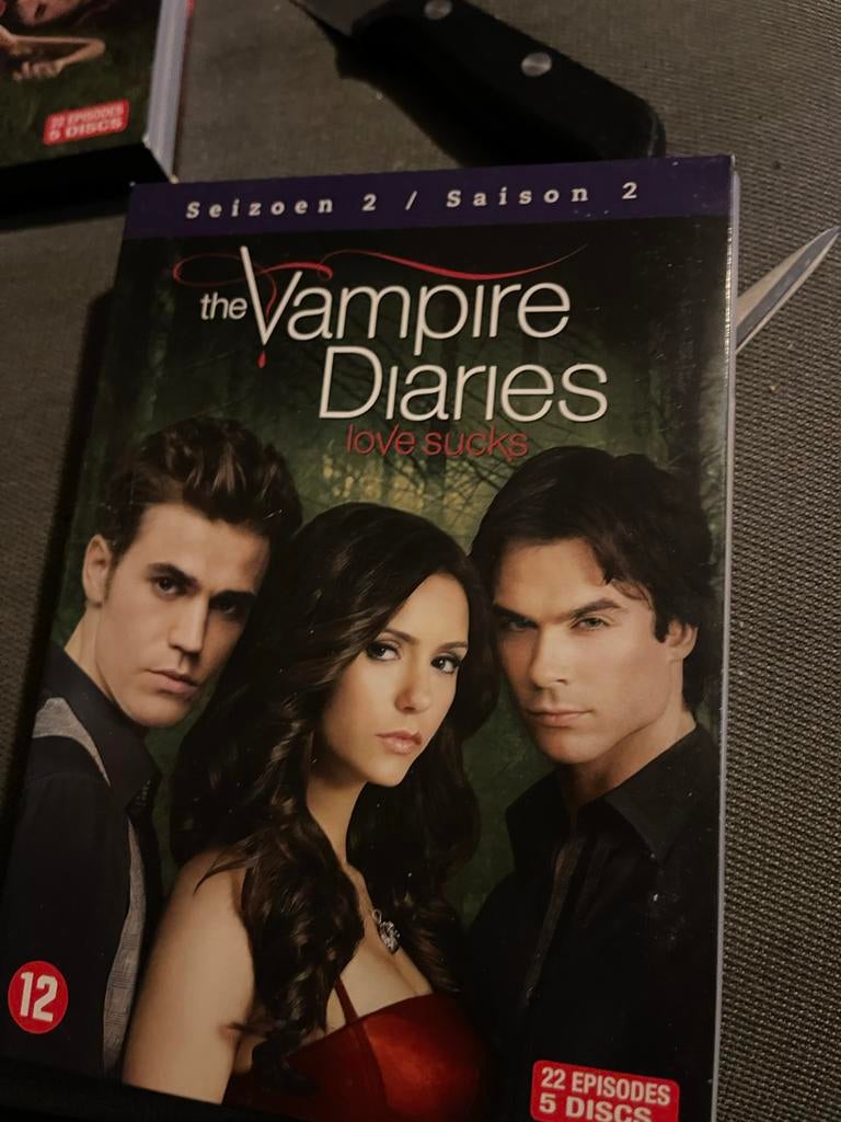 The Vampire Diaries Seizoen 2 DVD - 22 afleveringen, 5 discs, Gebruikt, Boxset, Science Fiction en Fantasy, Ophalen of Verzenden