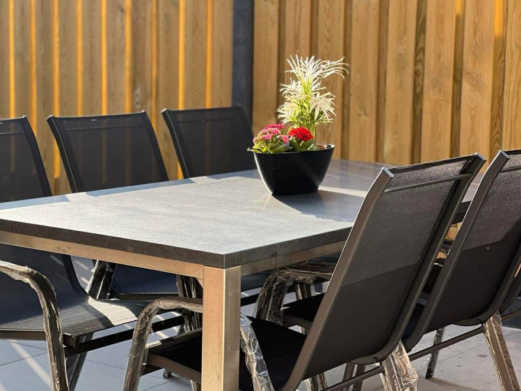 Stapelbare tuinstoel Zwart - per stoel, Ophalen, Nieuw, Metaal, Stapelbaar