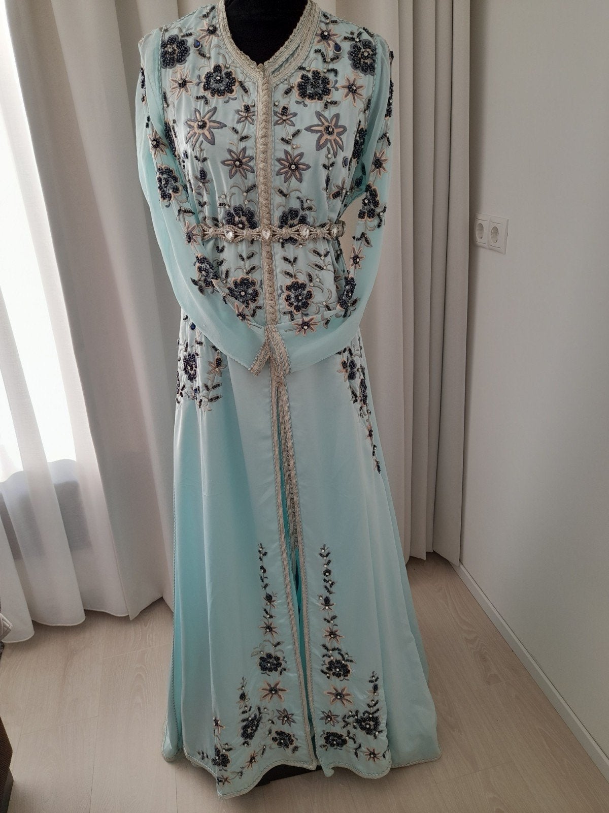 Marokkaanse jurk Takchita 2 delig satijn ( kaftan ,jelaba), Overige typen, Blauw, Ophalen of Verzenden, Zo goed als nieuw