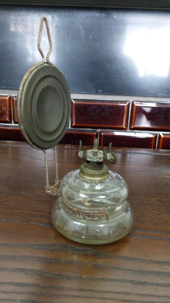 Antieke olielamp, glaasje ontbreekt, Ophalen of Verzenden