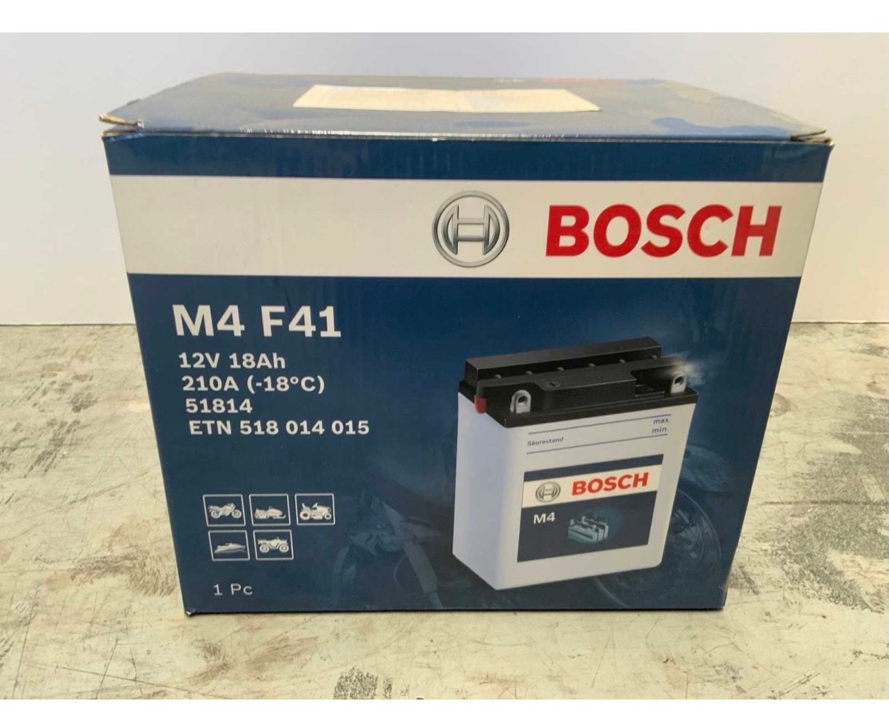 Nieuw Bosh M4 F41 12v 18ah, Nieuw