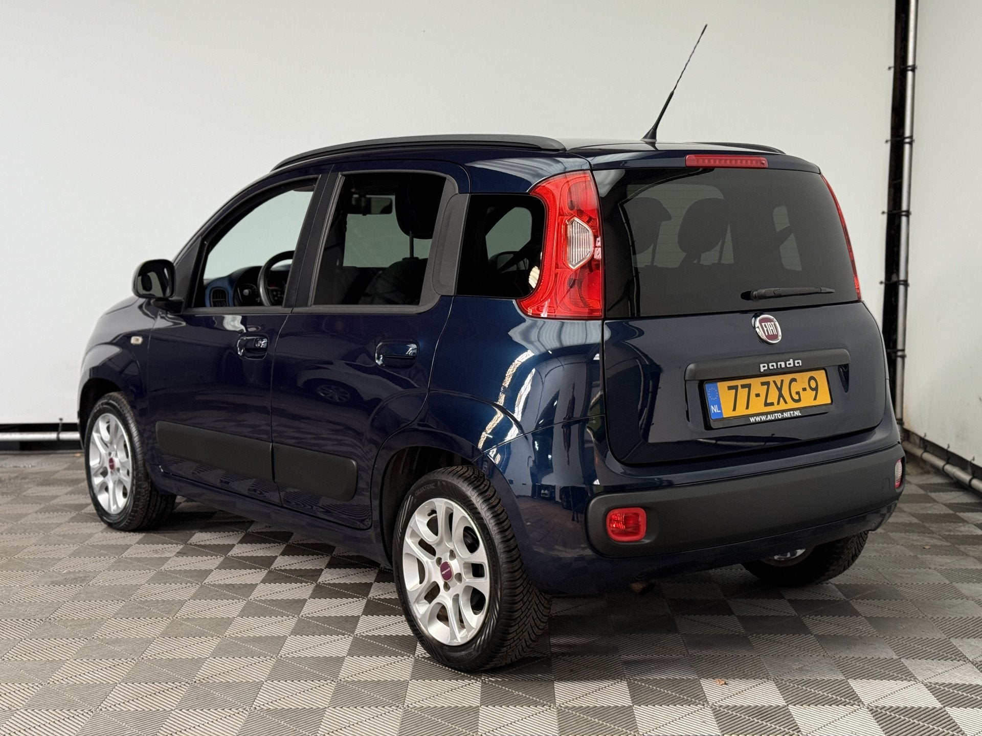 Fiat Panda 0.9 TwinAir Sempre Airco LM15" NL Auto (bj 2013), Auto's, Voorwielaandrijving, Euro 5, Panda, Met garantie (alle)