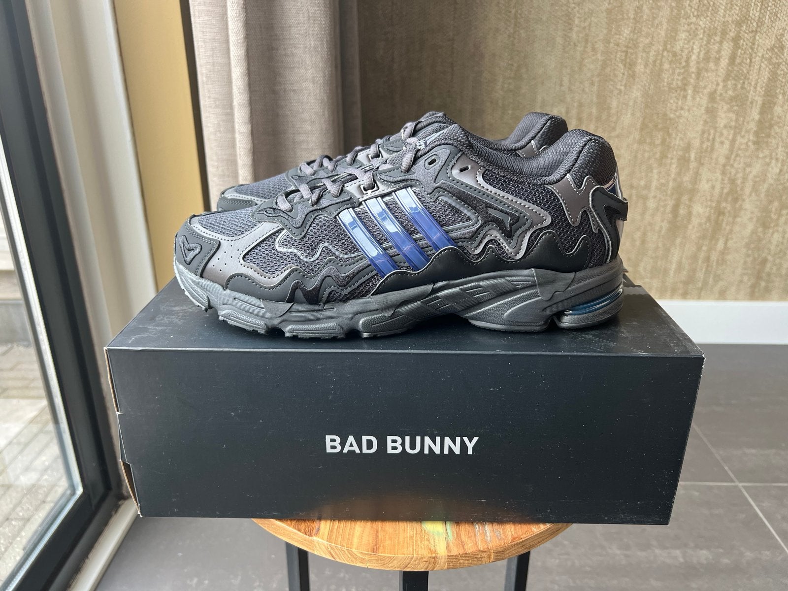 Adidas Response CL Bad Bunny Triple Black - Maat 45 1/3, Zwart, Nieuw, Ophalen of Verzenden, Sneakers of Gympen