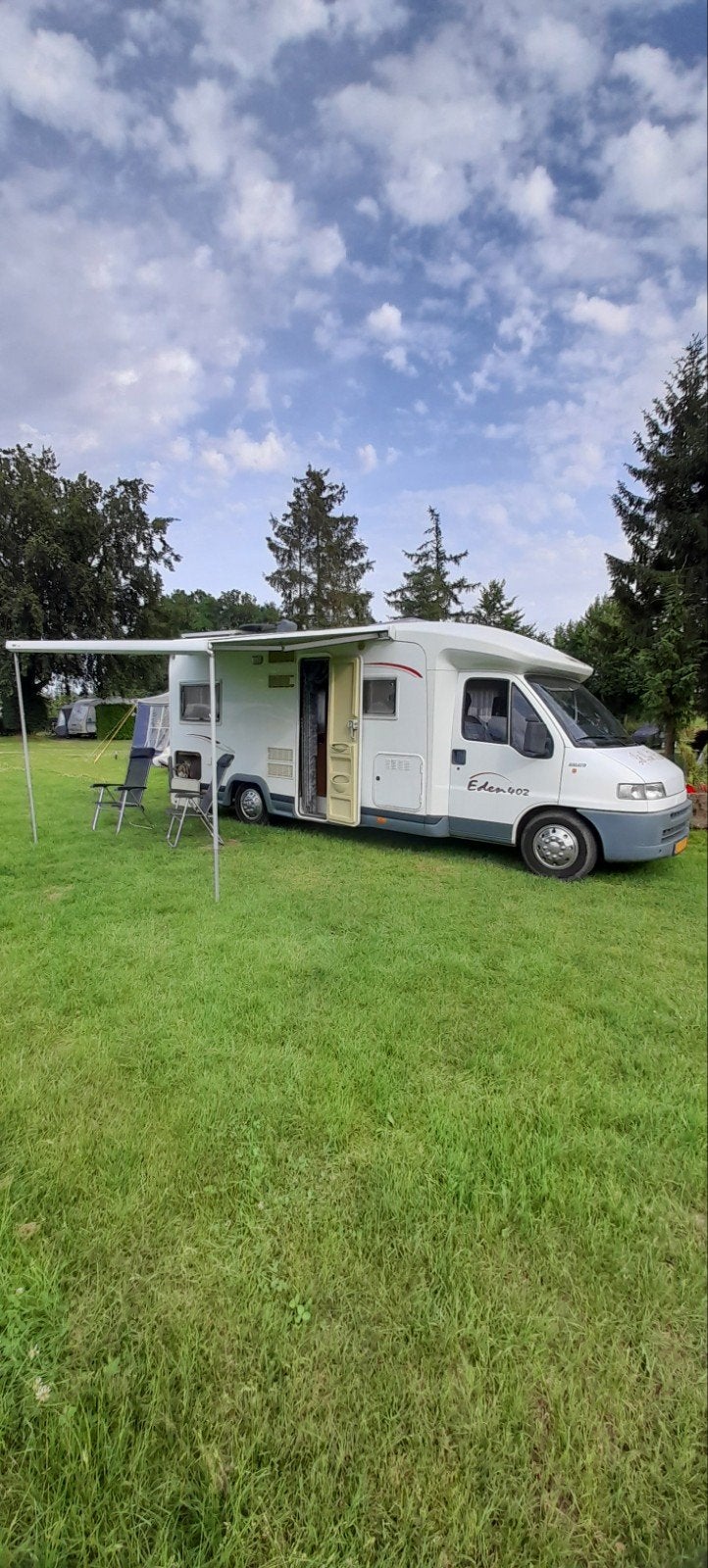 Challenger Eden 603 Half-integraal Camper, Caravans en Kamperen, Campers, Particulier, Tot en met 4, Half-integraal