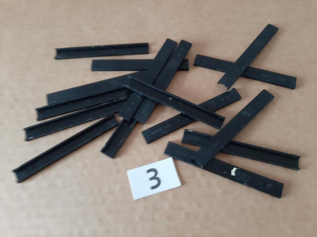 Munitie Klips voor patronen AK47, Ophalen of Verzenden, Landmacht, Overige gebieden, Hulzen of Bodemvondsten