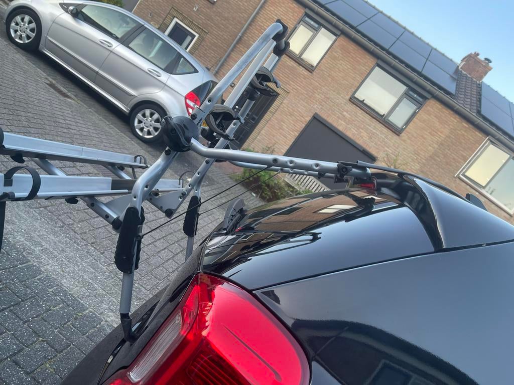 Thule fietsendrager voor hatchbacks (model 515-2150), Gebruikt, Brede banden, 2 fietsen, Achterklepdrager