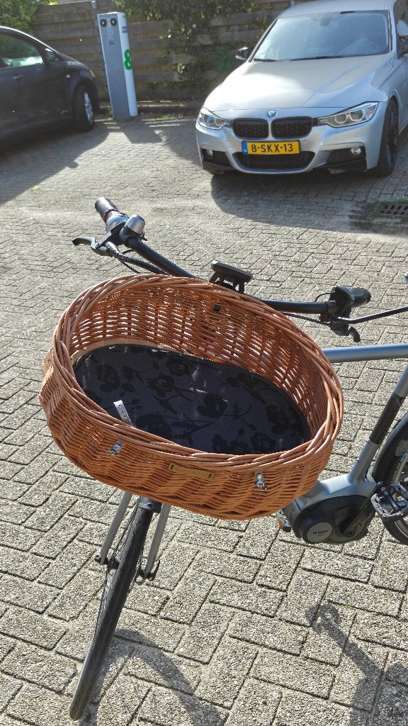 Basil fietsmand voor hond (of kat), Fietsen en Brommers, Ophalen, Stuurbevestiging, Basil  zwart, Zo goed als nieuw