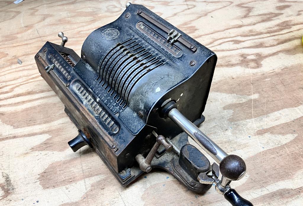Antieke Brunsviga rekenmachine ca 1930, fraai kantoor object, Verzenden