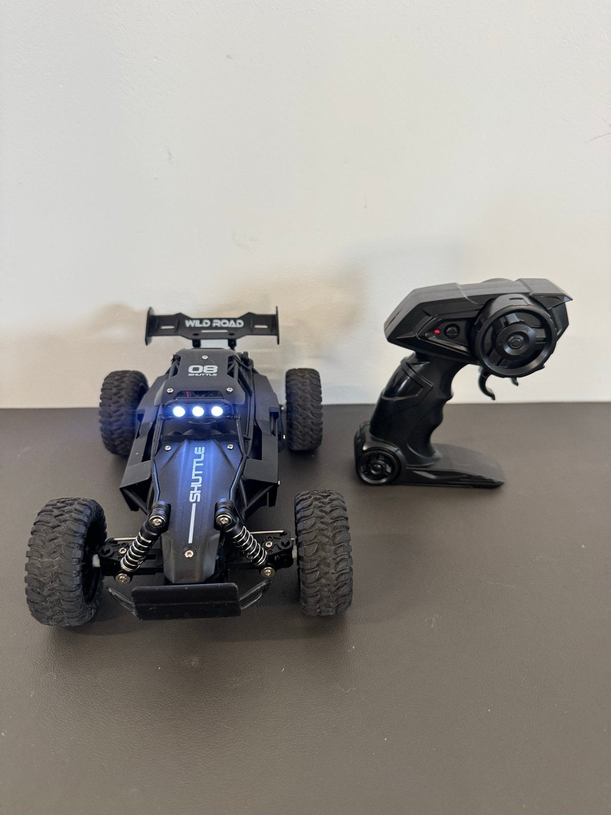 RC Offroad Auto - Wild Road Shuttle 20+ km/u, Elektro, Auto offroad, Ophalen of Verzenden, Zo goed als nieuw