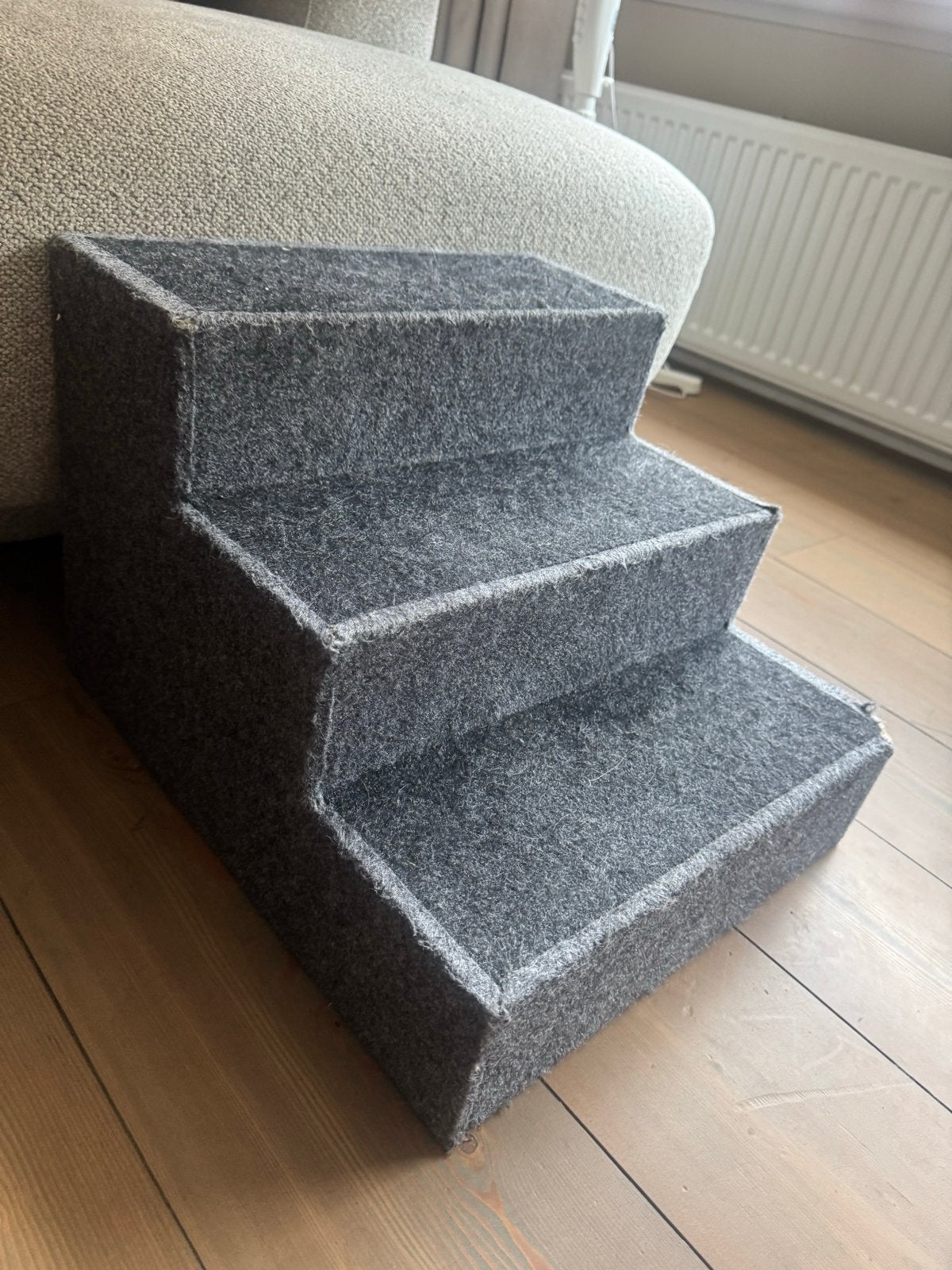 Honden trapje, Ophalen, Nieuw