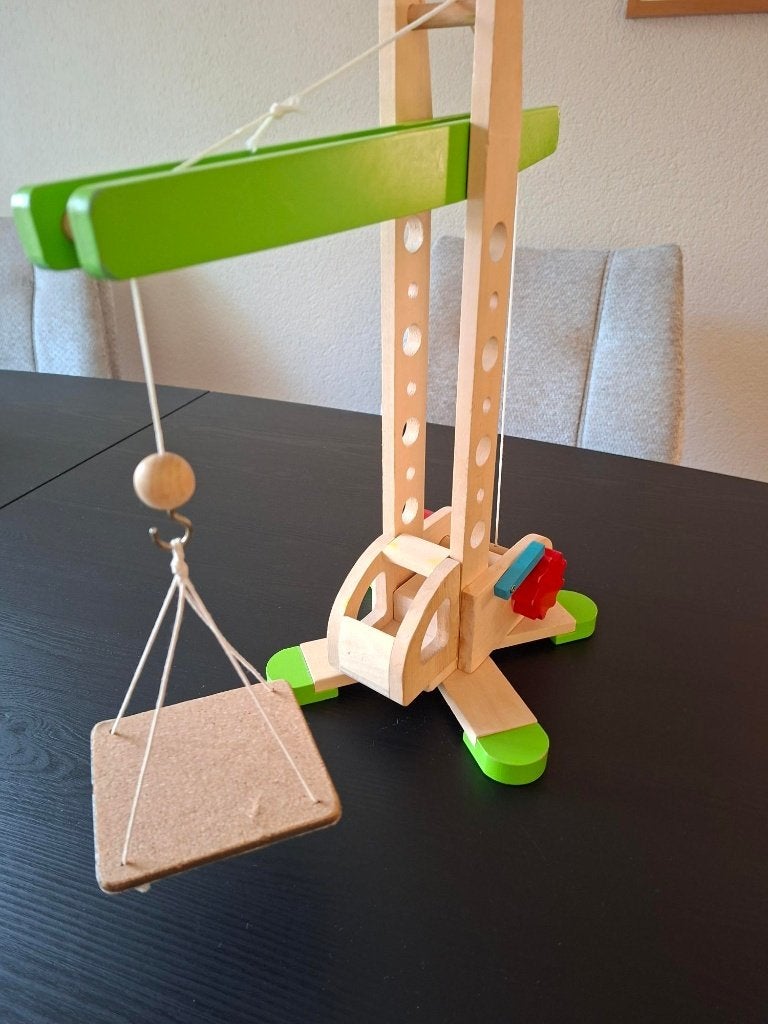 Houten hijskraan, Ophalen, Zo goed als nieuw