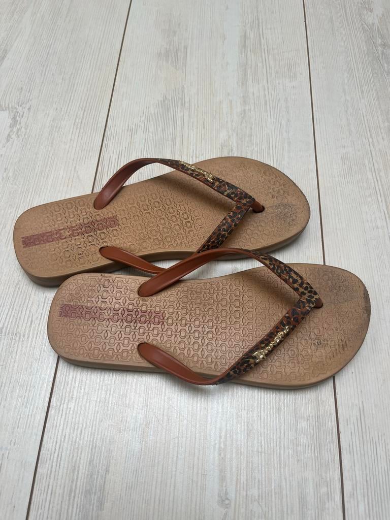 Ipanema slippers maat 36 - weinig gedragen, Meisje, Overige typen, Ophalen of Verzenden, Zo goed als nieuw